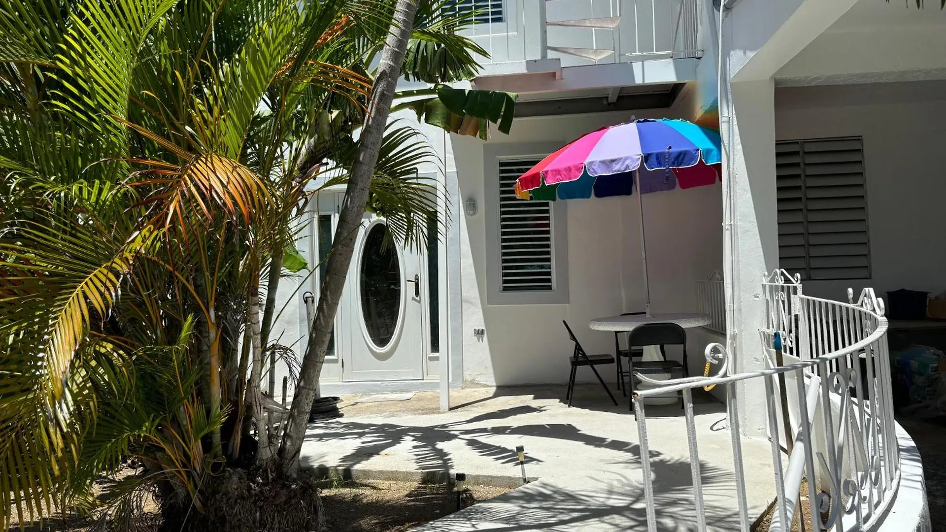 Happy Place Apartment Ponce